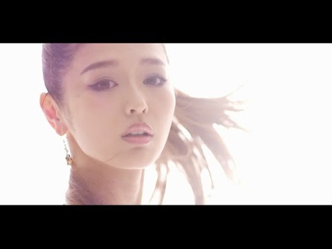 Клип — «Eyes» — Хитоми Кадзи