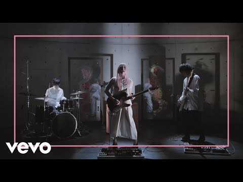 Клип — «Asphyxia» — Cö shu Nie