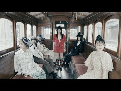 Clip — «STACKING» — BiSH