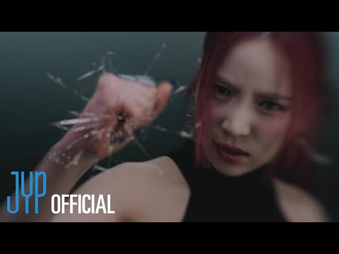 Клип — «RISE UP» — NiziU