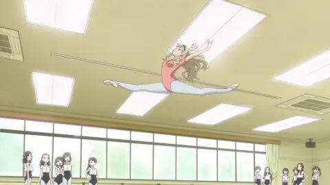 Revue Starlight still 12