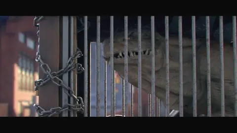 Fights Break Sphere 4 still 4