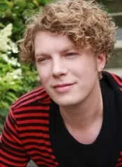 Оливер Шнелькер